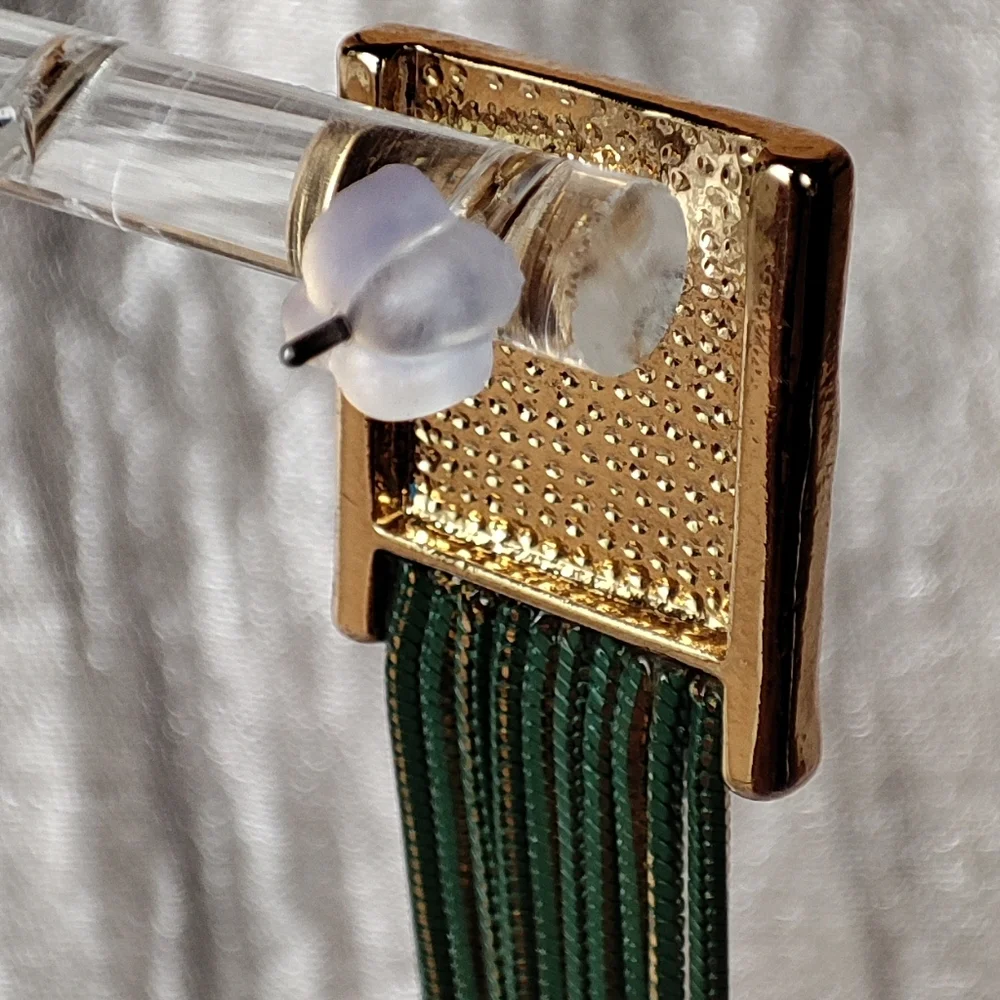 Gold Tone Hammered Elegant Green Flat Snake Chain Long Pierced Earrings NWOT